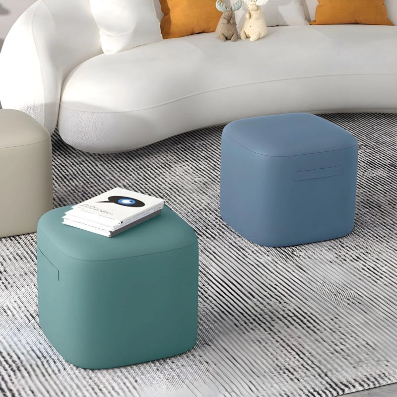 Designed as a compact cube with softly rounded corners, it’s ideal for urban living rooms where every inch counts.